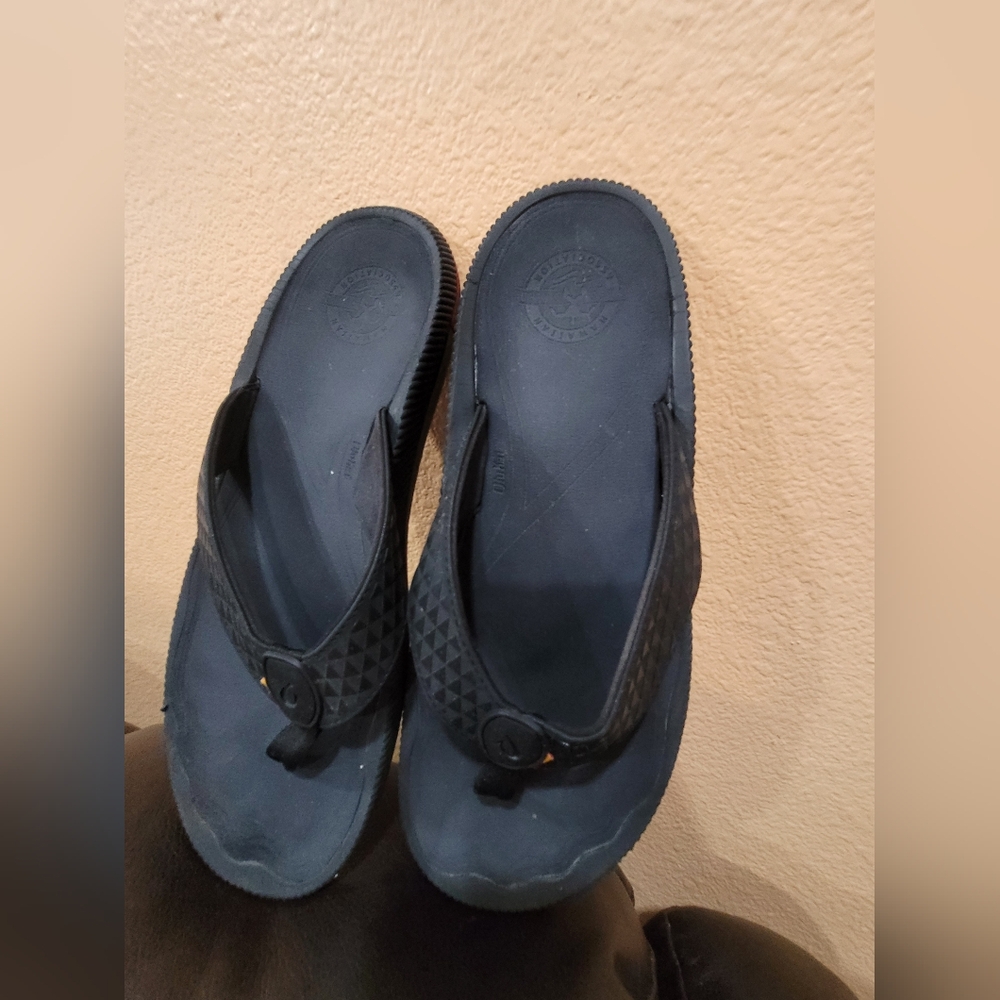 Olukai Sandals View 3
